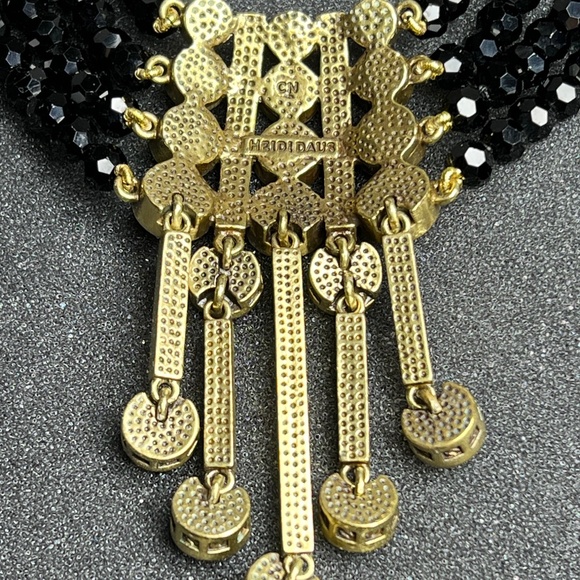 HEIDI DAUS "AN AFFAIR TO REMEMBER" 4 STRAND NECKLACE & EARRINGS SET Black & Red - Picture 7 of 14